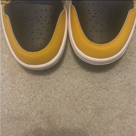 Air Jordan 1 Mid Yellow Ochre - Picture 5 of 6